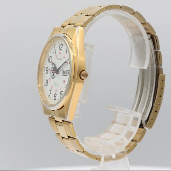 Vintage 36mm Pulsar V733-9A40 Railroad Approved Men's Quartz Wristwatch Japan - Picture 3 of 6